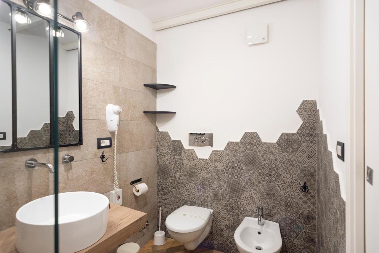 Tredici Boutique Rooms Naples Extérieur photo