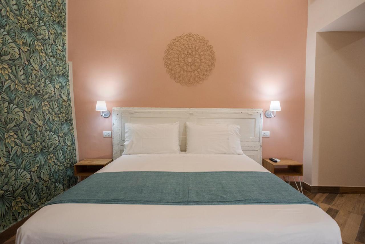 Tredici Boutique Rooms Naples Extérieur photo